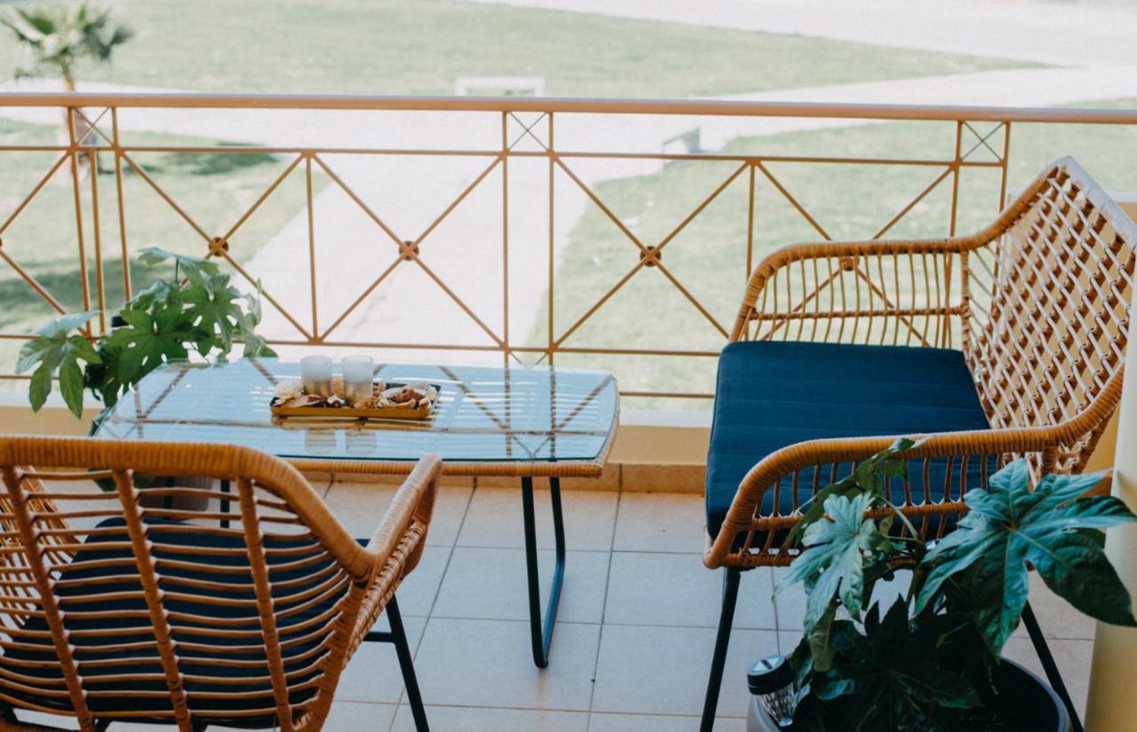 Sealake View Mesolóngion Екстериор снимка
